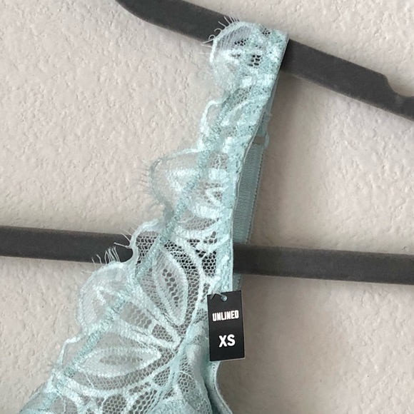 CLOSEOUT \PINK Victoria’s Secret\• NWT Date Unlined Bra - Picture 4 of 12